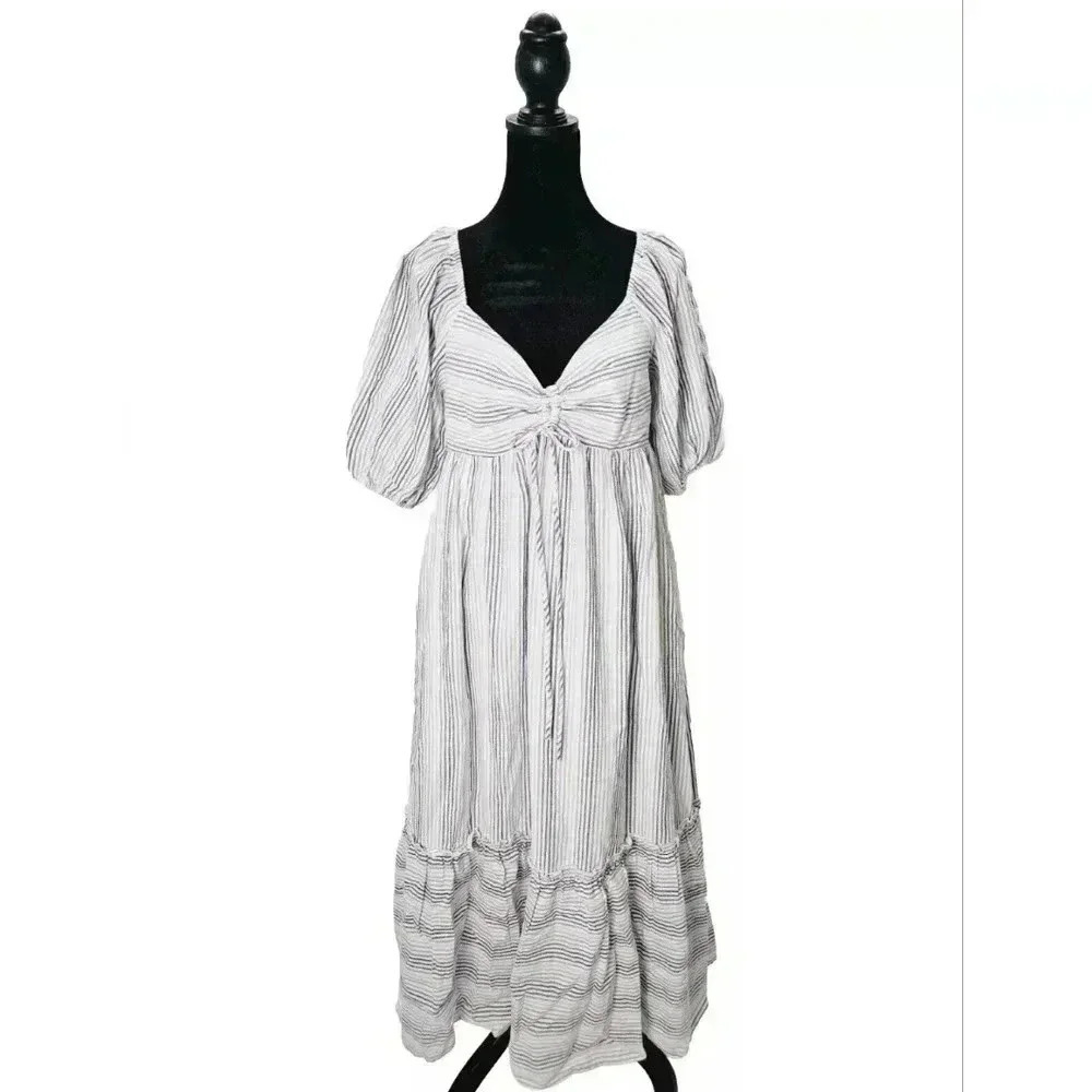 Moodie NWT Cottagecore Seersucker Stripe Puff Sleeve Midi Dress M